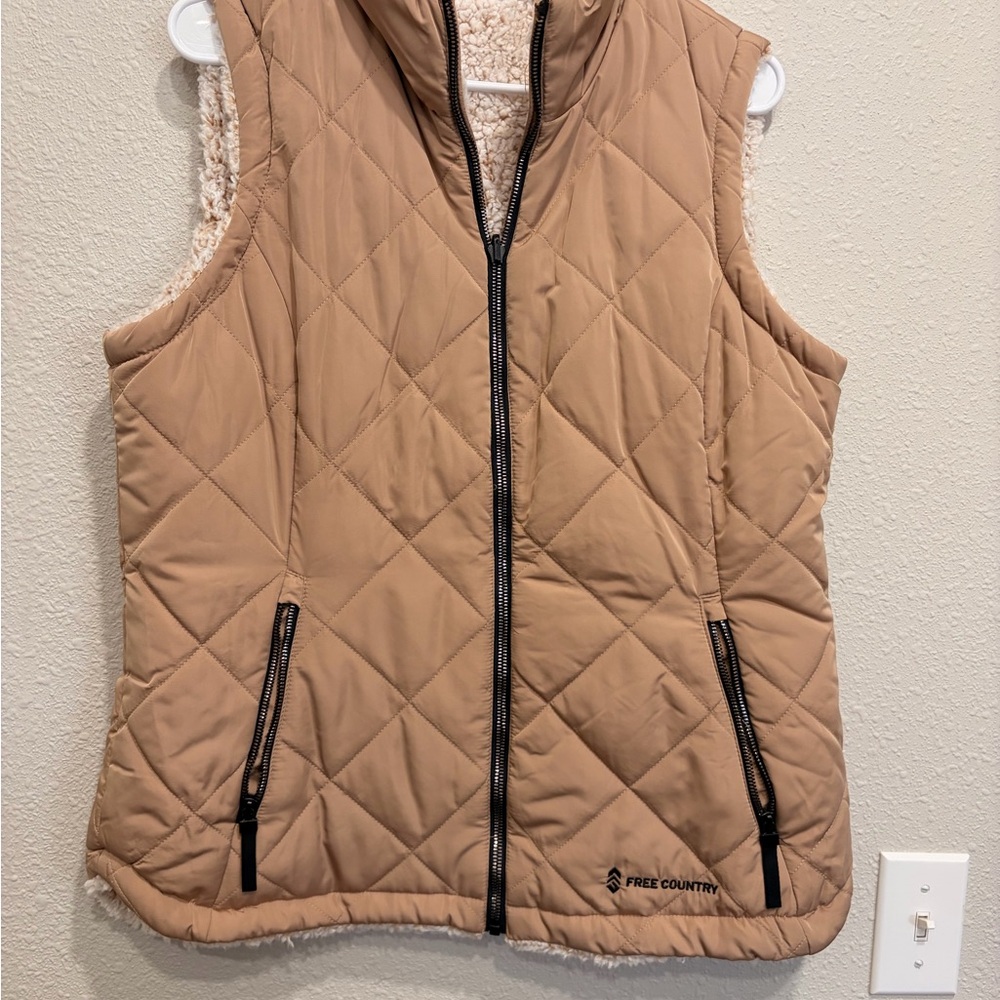 Free Country Tan Quilted Vest